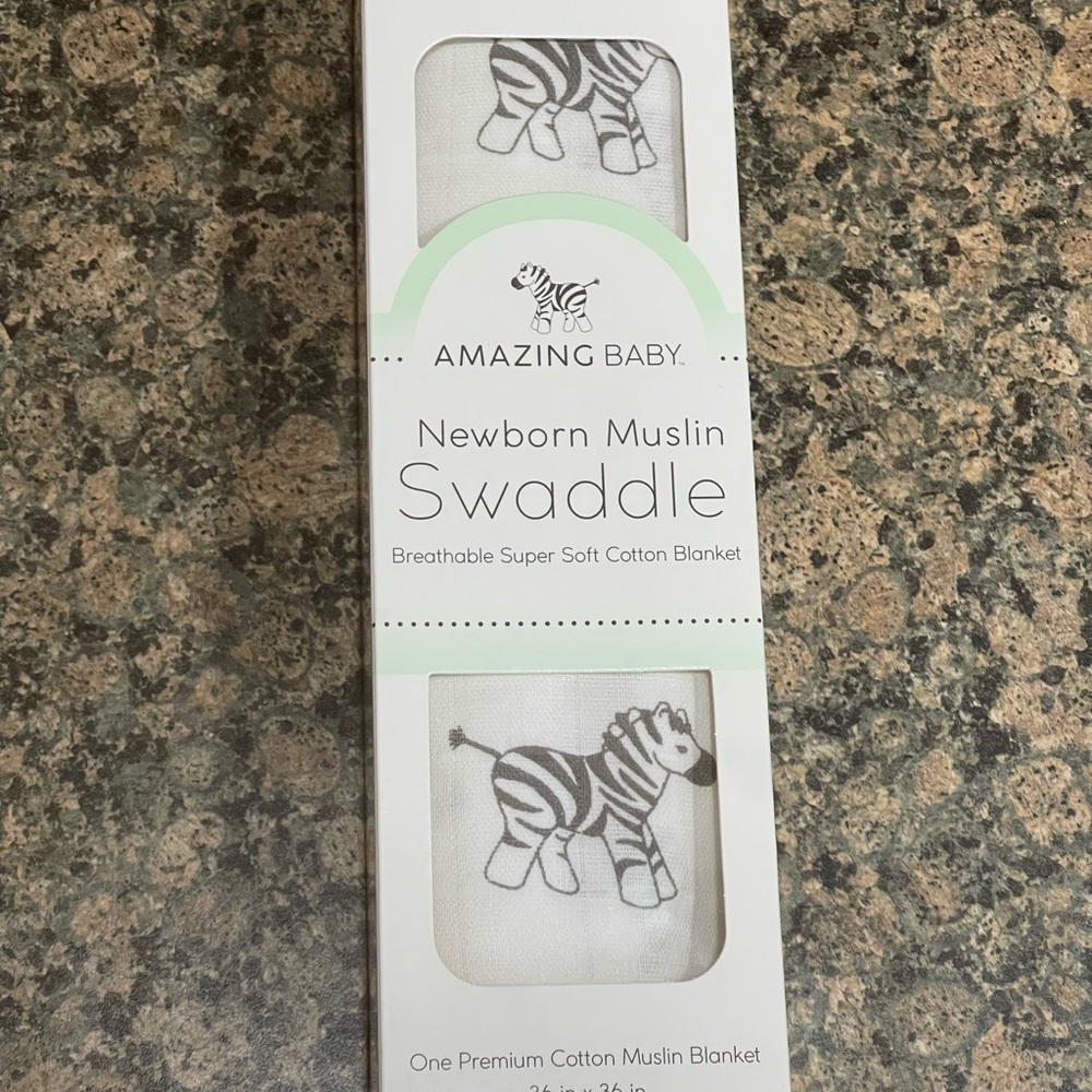 Amazing Baby Newborn Muslin Swaddle - Zebra Print